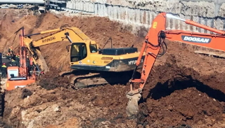 Разработка котлована экскаватором под фундамент в Балашове — цена от 2614 руб. | 2Землекопа-Бла